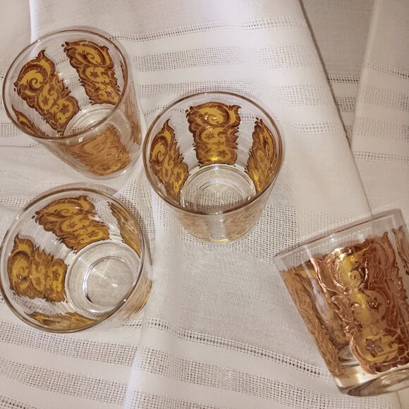 Goldie Rocks! Classy Vintage Rocks Glasses Gives Your Night Some Shine! Set of 4 - Picture 2 of 2
